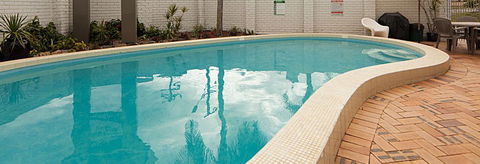 Tropicana Motel - Goulburn Accommodation 0