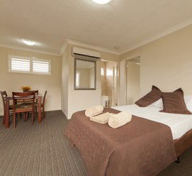 Tropicana Motel - Goulburn Accommodation 1