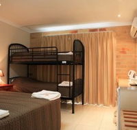 Emerald Central Palms Motel - Goulburn Accommodation