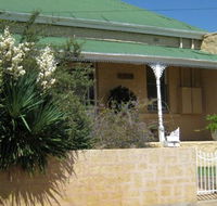 Amalie Cottage Waikerie - Goulburn Accommodation