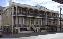 Glenelg Beach Hostel - Goulburn Accommodation