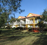 Coral Cove Resort  Golf Club - Goulburn Accommodation