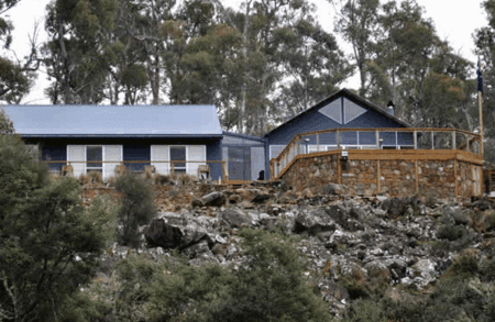 Blue Lake Lodge - Goulburn Accommodation 0