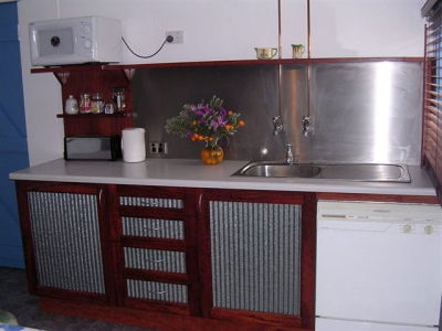 Dunalan Host Farm Cottage - Goulburn Accommodation 2