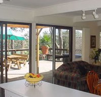 Lakeview Cottage - Goulburn Accommodation