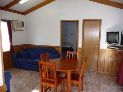 BIG4 Renmark Riverfront Caravan Park - Goulburn Accommodation 2