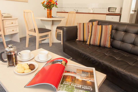 Banksia Gardens Resort Motel - Goulburn Accommodation 3