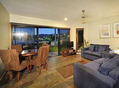 Airlie Waterfront Bed And Breakfast - Goulburn Accommodation 4