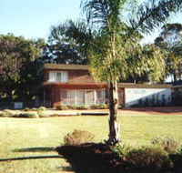 Seaview Holiday Apartments - Goulburn Accommodation