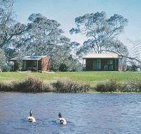 Compass Country Cabins - Goulburn Accommodation