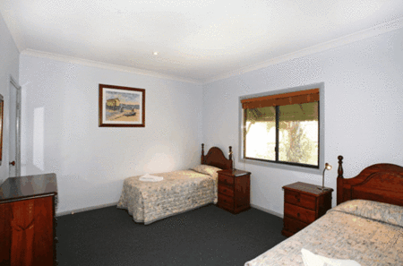 Colonial Ridge Resort - Goulburn Accommodation 2