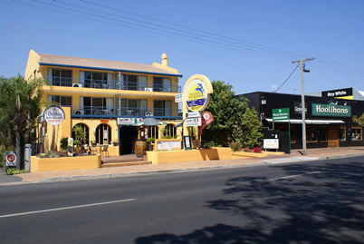 Delfinos Bay Resort - Goulburn Accommodation 0