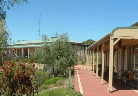 Bayleaf Rural Getaway - Goulburn Accommodation