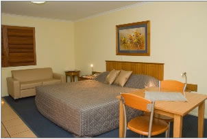 Windmill Motel And Reception Centre - Goulburn Accommodation 2