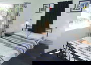 Joanne Apartments - Goulburn Accommodation 4