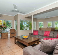 The Villas Palm Cove - Goulburn Accommodation
