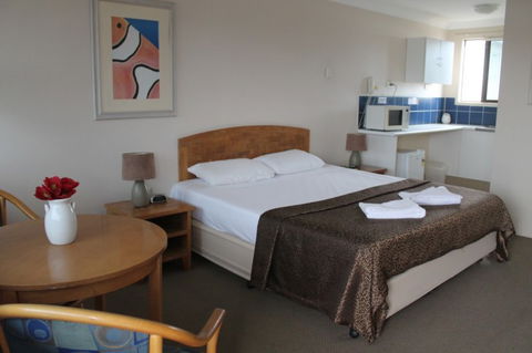 A' Montego Mermaid Beach Motel - Goulburn Accommodation 1