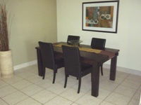 Copacabana - Goulburn Accommodation 7