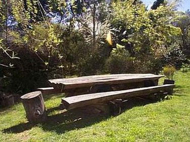 Leura Lodge - Goulburn Accommodation 1