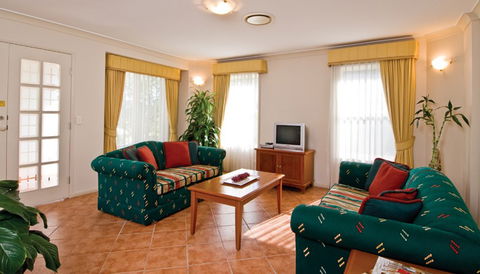 Royal Woods Resort - Goulburn Accommodation 3