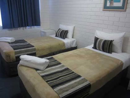 Trickett Gardens - Goulburn Accommodation 4