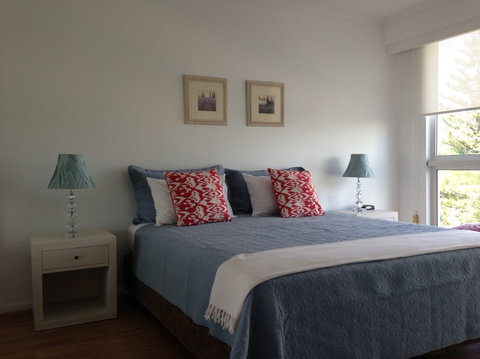 Crest Apartments - Goulburn Accommodation 4