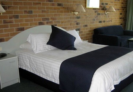 Moby Dick Waterfront Resort Motel - Goulburn Accommodation 1