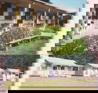Twelve Apostles Motel and Country Retreat - Goulburn Accommodation