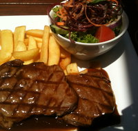 The Victoria Hotel - Goulburn Accommodation