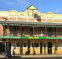 Royal Hotel Coonabarabran - Goulburn Accommodation