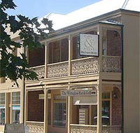 Cobb  Co Court Boutique Hotel - Goulburn Accommodation