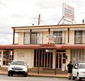 Town House Motor Inn - Goulburn Accommodation