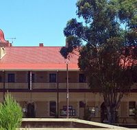 Peterborough Railway Hotel - Goulburn Accommodation