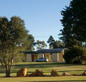  William Macintosh Motor Lodge - Goulburn Accommodation