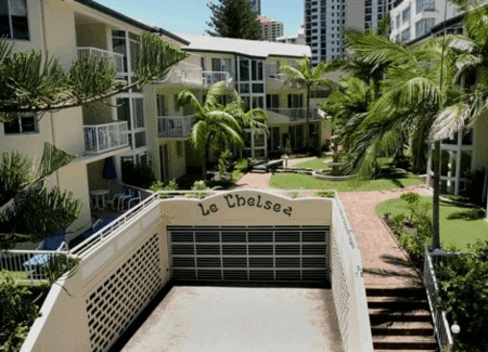 Le Chelsea Holiday Apartments - Goulburn Accommodation