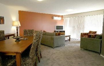 Waterview Luxury Apartments And Penthouses - Goulburn Accommodation 5