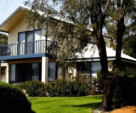 Bayside Villas - Goulburn Accommodation
