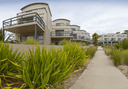 Corrigans Cove Apartments - Goulburn Accommodation