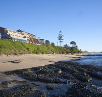Oceanfront Motel - Goulburn Accommodation