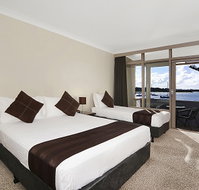 Waters Edge Country Comfort - Goulburn Accommodation