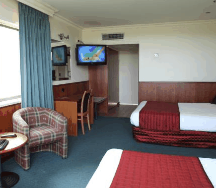 Berri Resort Hotel - Goulburn Accommodation 0