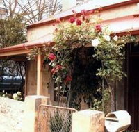 Bluebird Cottage - Goulburn Accommodation