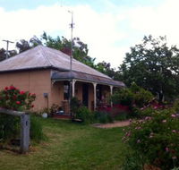 Cookes Cottage - Goulburn Accommodation