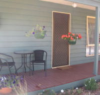 Waterfall Cottage - Goulburn Accommodation
