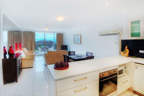 Golden Sands On Main Beach - Goulburn Accommodation 5
