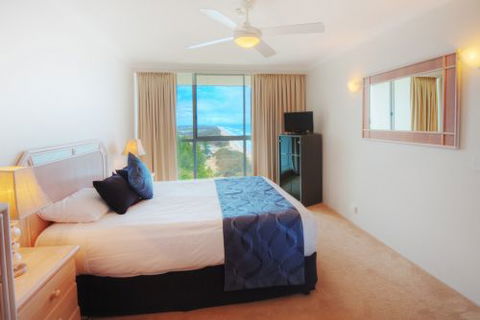 Golden Sands On Main Beach - Goulburn Accommodation 7