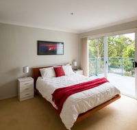 The Lake Limo - Goulburn Accommodation