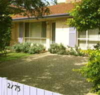 Lavender Cottage Beach House - The Beach House Built For Two - Goulburn Accommodation