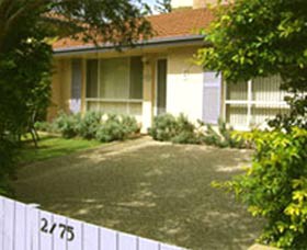 Lavender Cottage Beach House - The Beach House Built For Two - Goulburn Accommodation 0