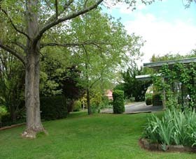 Anglea House Bed & Breakfast - Goulburn Accommodation 0